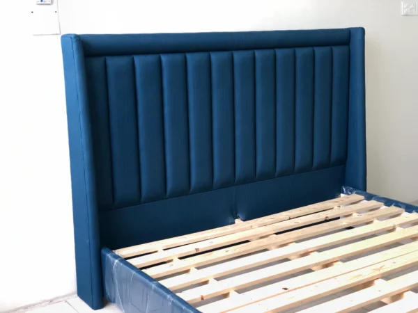 Eyres Double Bed - Image 3