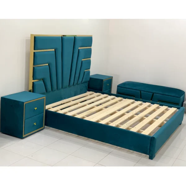 Auxter Bed Set - Image 2