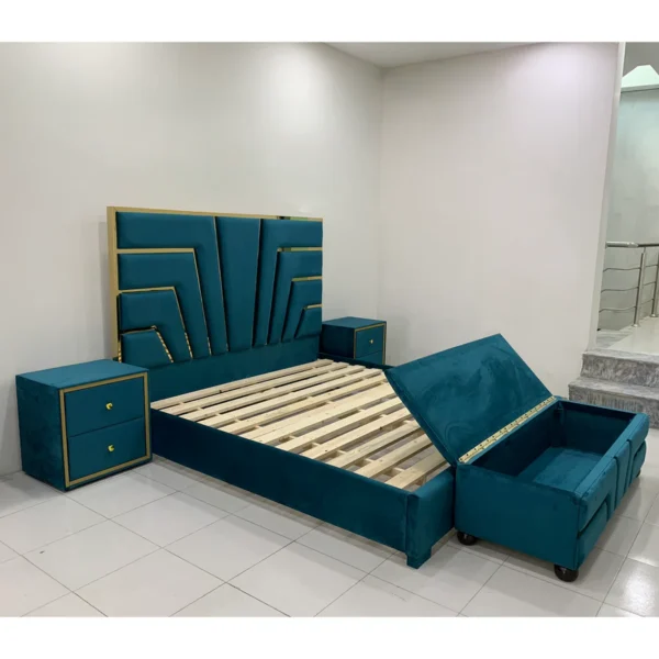 Auxter Bed Set - Image 7
